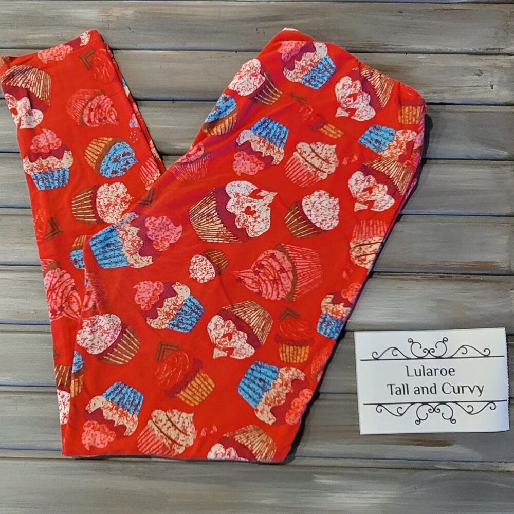 Vintage Style LuLaRoe Cupcakes TC Leggings Tall and Curvy Unicorn Print